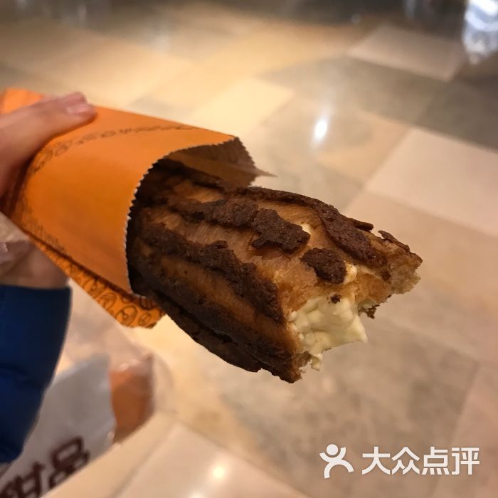 肥猫甜品(静安嘉里中心店)长棍榴莲泡芙图片 - 第2525张