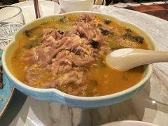 秘制酸汤肥牛-鹿港小镇(霄云店)