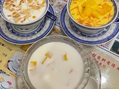 杨枝甘露-广信牛奶甜品世家(台东店)