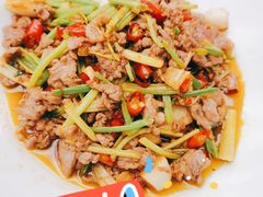 小炒黄牛肉-饭怕鱼·黄焖鲟龙鱼(湖大店)