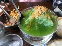 -包整·丝娃娃(一览甲秀楼风景店)