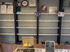 -瑞司视光眼镜·蔡司战略合作眼镜店(新街口店)