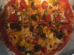 -Pizza Express(机场T1店)