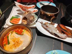 -雍容荟帝王蟹活龙虾展台自助(IFS黑金店)