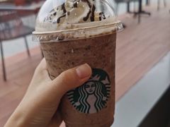-星巴克(上海虹桥新天地二店)