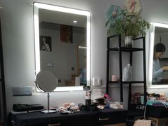 -ME觅妆·定制美妆·彩妆私教(菱角湖店)