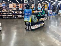 -迪卡侬(金龙湖店)