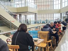 -小杨生煎(金山百联购物中心3楼店)