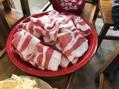 东镇肥牛-东镇老火锅(长春路首店)