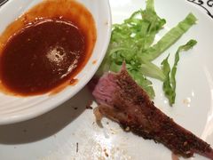 逸品烤乳羊-小广寒电影艺术餐厅(小广寒经三路店)