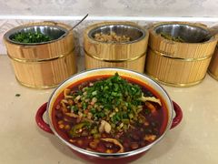 小螺莉螺蛳粉-丽丽三鲜螺蛳粉(田林路店)