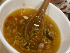 -小六汤包·老字号·中华名小吃(兴庆路店)