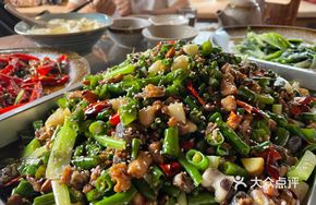 Liangsheng Special Sichuan Pepper Chicken