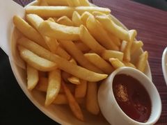 -WOLFGANG PUCK KITCHEN & BAR(迪士尼小镇店)