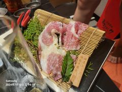 -山川小町·极番烧肉(新地假日广场店)