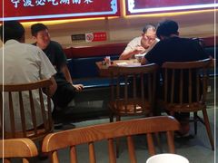 大堂-辣得叫湘菜(四明店)