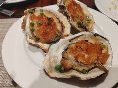 -广州万富希尔顿酒店·感趣自助餐厅·金秋蟹宴生蚝海鲜刺身