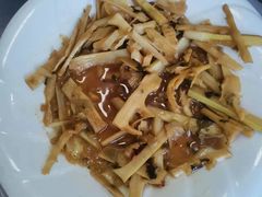 -天乐农家鱼头王(天目湖店)