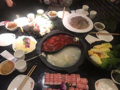 -井格重庆火锅(临平银泰城店)