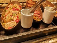 煎三文鱼-咖啡苑自助餐厅·中国大饭店
