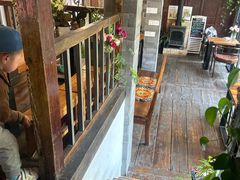 -蓝壁虎咖啡酒馆