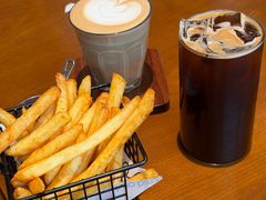 -Two Birds One Stone·一石二鸟(诚品生活店)