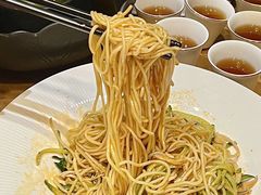 -柒月小火炉·新派川菜(金狮广场店)