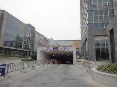 -莘庄龙之梦停车场