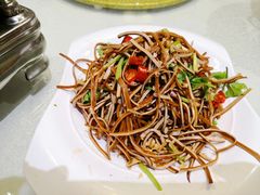 香椿苗拌黑豆腐丝-湘德楼(德胜门外大街店)