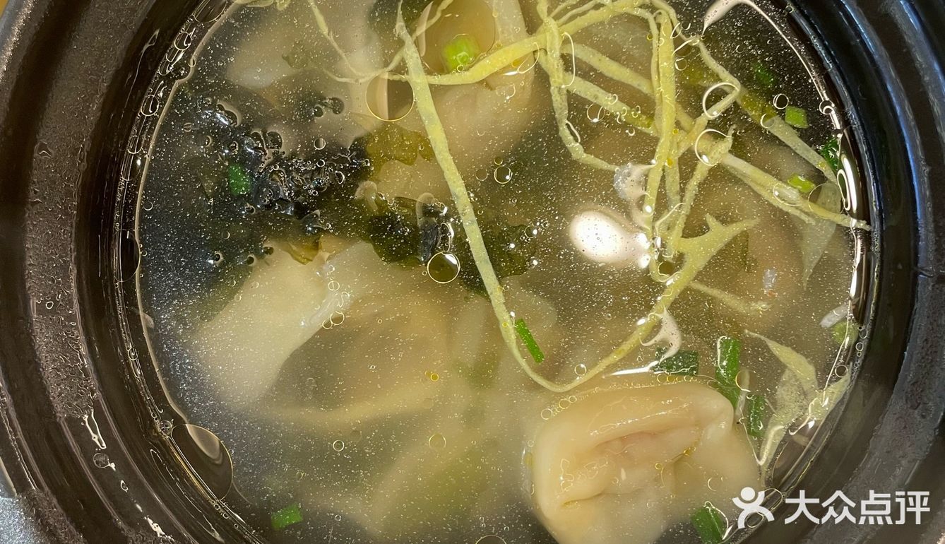 馋三尺蟹粉小笼 真材实料 好味道