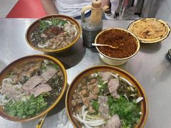 -花溪牛肉粉(八鸽岩店)