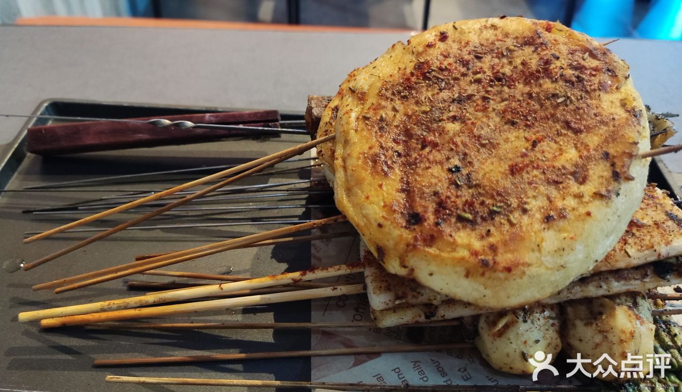 活力岛附近的音乐烤吧