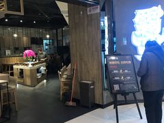-呷哺呷哺(新世界百货望京店)