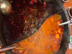 -周小明火锅(黑金冠社区店)