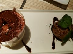 -必胜客(上海新南方商城PH店)