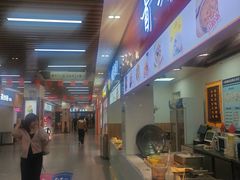 -八仙台服务区-停车场