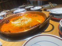 -洱火云南酸菜牛肉火锅(石景山当代商城店)