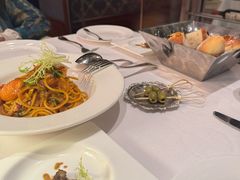 -龙虾酒吧扒房(宁波香格里拉店)