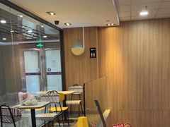 -麦当劳(中山大道中店)