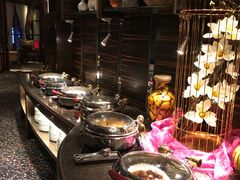 自助取餐区-广州花园酒店-凌璇阁360度高空海鲜自助餐CAROUSEL