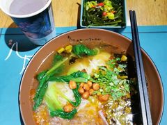-八月美食小馆(银泰城总店)