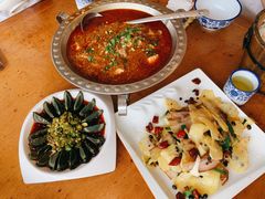 -石磨豆花家常菜·牦牛排土火锅