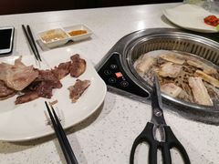 -佰烧海鲜烤肉火锅自助(世茂国际广场店)