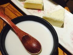 干果酸奶-阿罗新疆菜(人民广场店)
