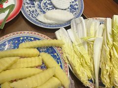 -沸炉重庆老火锅(军事博物馆店)