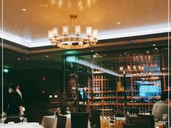 大堂-Wolfgang’s Steakhouse 沃夫冈牛排馆(上海白玉兰广场店)