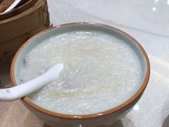 -广东大厦酒店(广州北京路步行街纪念堂地铁站店)