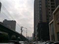 -褒河栈道渔庄(建工路总店)