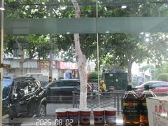 -湖南人家湘菜馆(镇江路店)