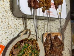 -小董哥烤串·爆汁大油边(故宫店)